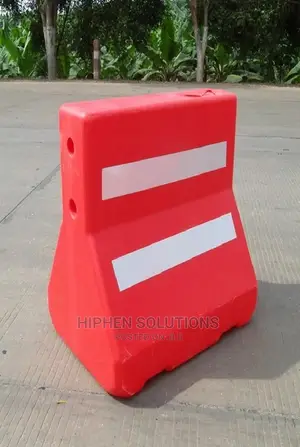 High Light Small Water Filled Plastic Concrete Safety Road
