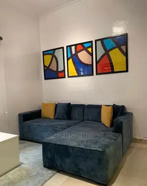 6 Seater L-Form Sofa With Throw Pillows
