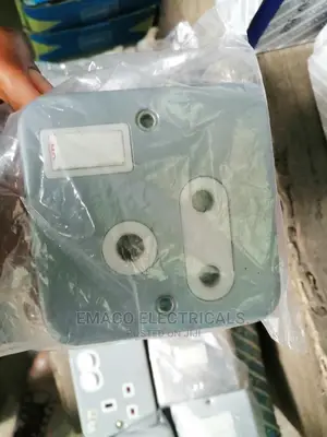 15amps Metal Clad Ctech Sockets and Switches