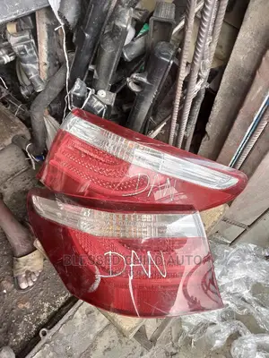 Tail Light Lexus Ls 460 2010-2015