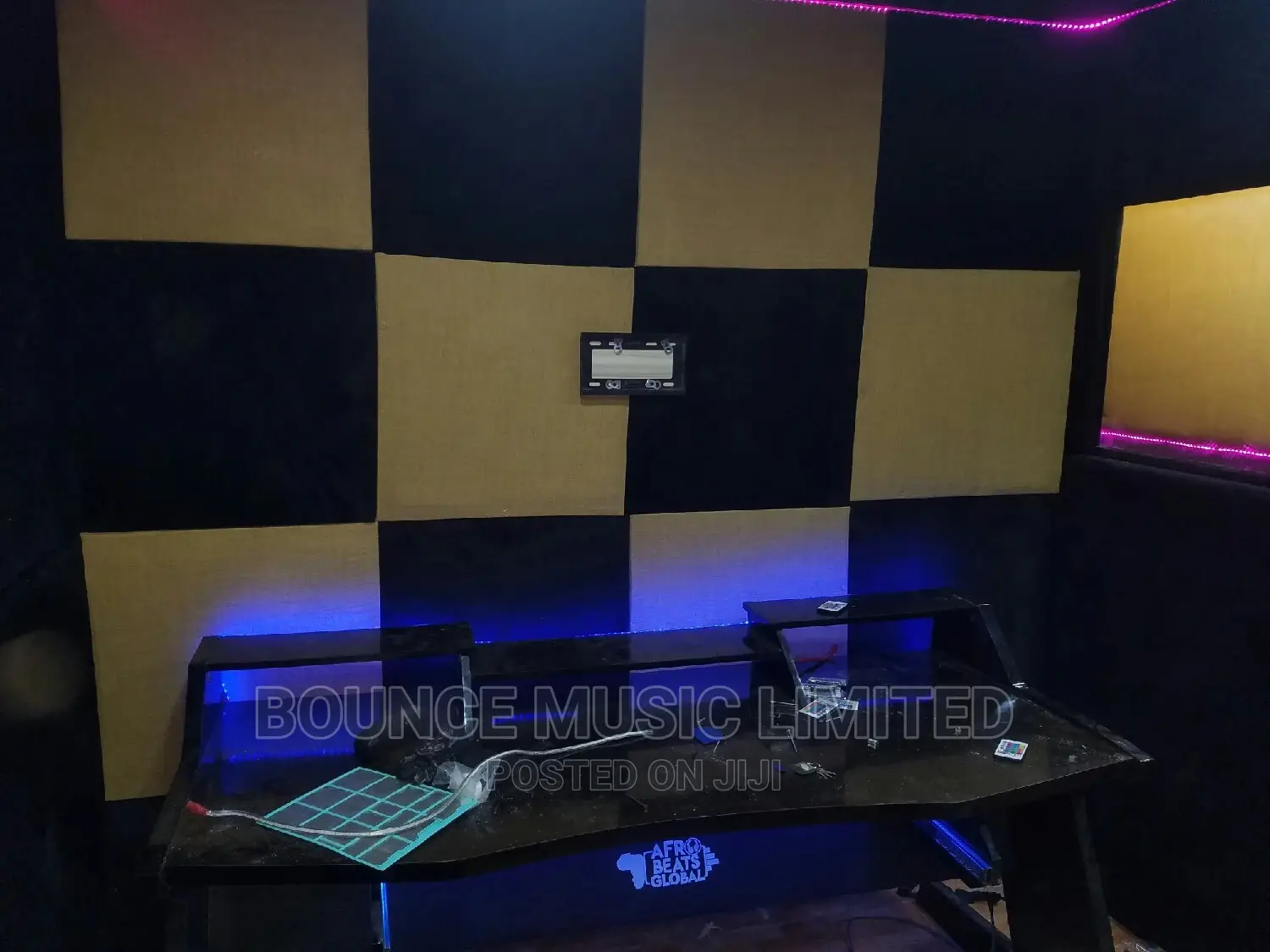 Padding And Installations
