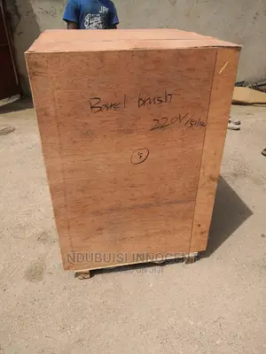 19 Litres 5 Gallon Dispenser Decapper and Brusher