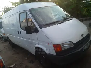 Ford Transit 2005 White