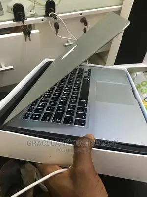 Laptop Apple MacBook Air 2017 8GB Intel Core I5 SSD 256GB