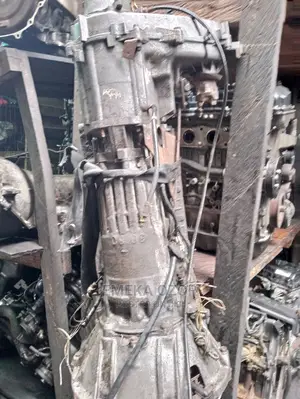 Ford Liberty Gearbox 4 Wheel Drive / 2 Wheel 2005/2008 Model