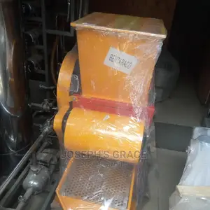Industrial Groundnut Deshelling Machine.