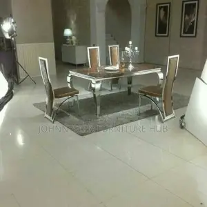 Italian Jackson Royal Dinning Tables With 6 Chairs