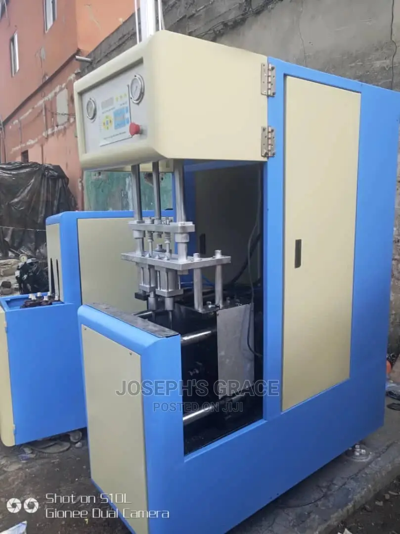 Pet Blowing Machine HZ880