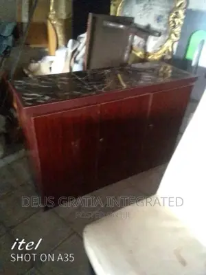 Kitchen Cabinet With Tiles