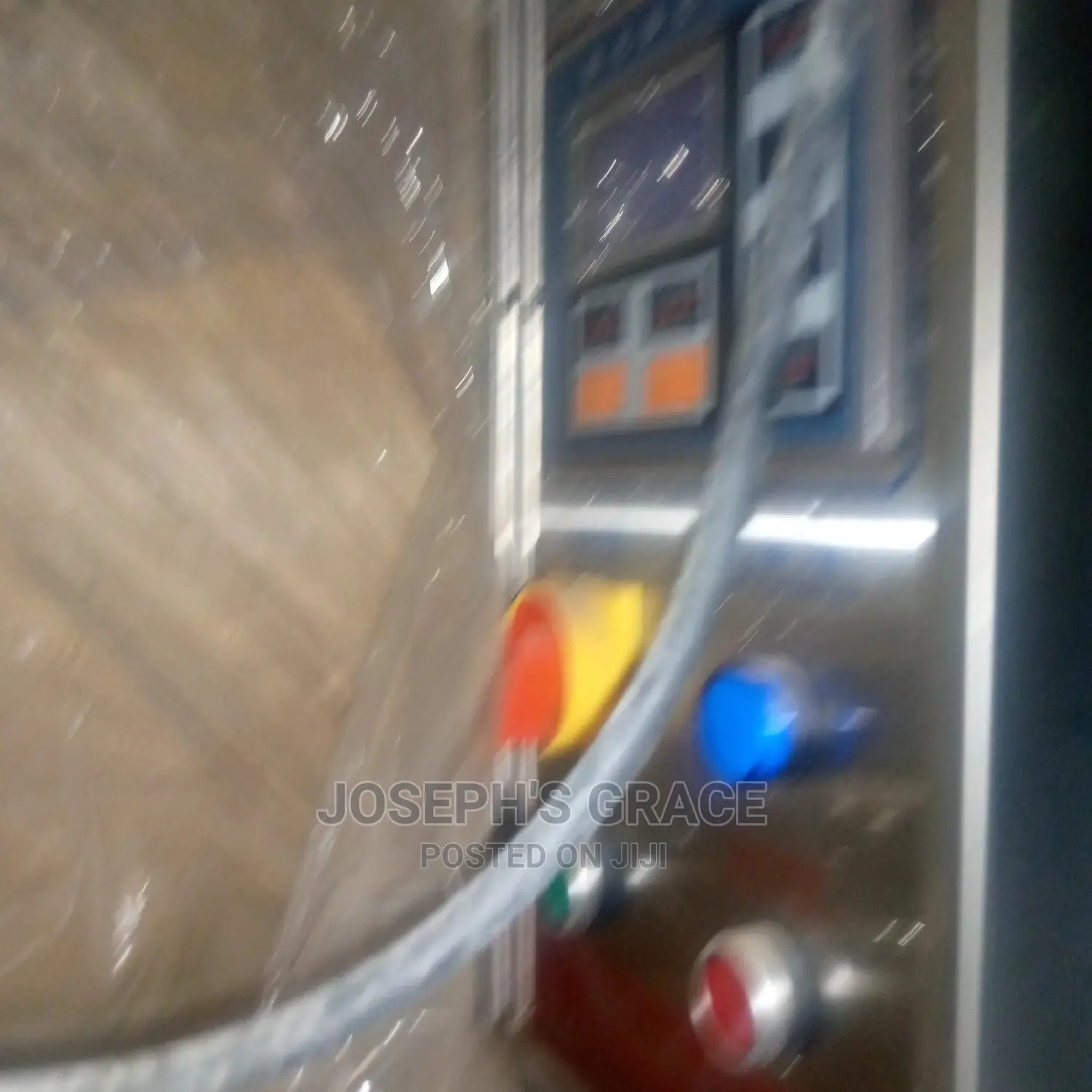 Full Automatic Liquid Packaging Machine.