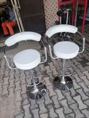 Barbing Chair/Saloon Chair/ Stool