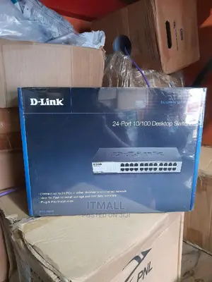 D-LINK 24ports 10/100 Desktop Switch.