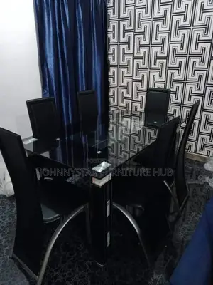Italian Unique Tovic Dinning Tables With 6 Chairs