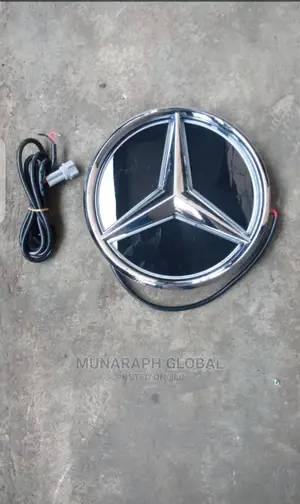 Mercedes Benz Lighting Front Grille Star/Logo.