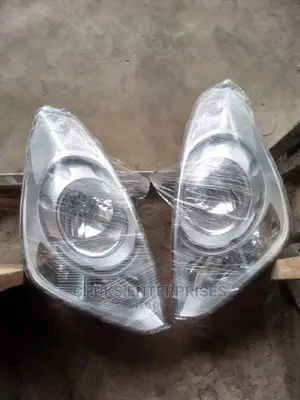 Hyundai H1 2008 Headlamp