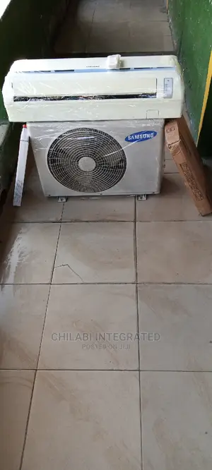 Few Months Old, Almost New 1hp Samsung Split Air Conditioner