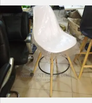 Adjustable Restaurant Chair