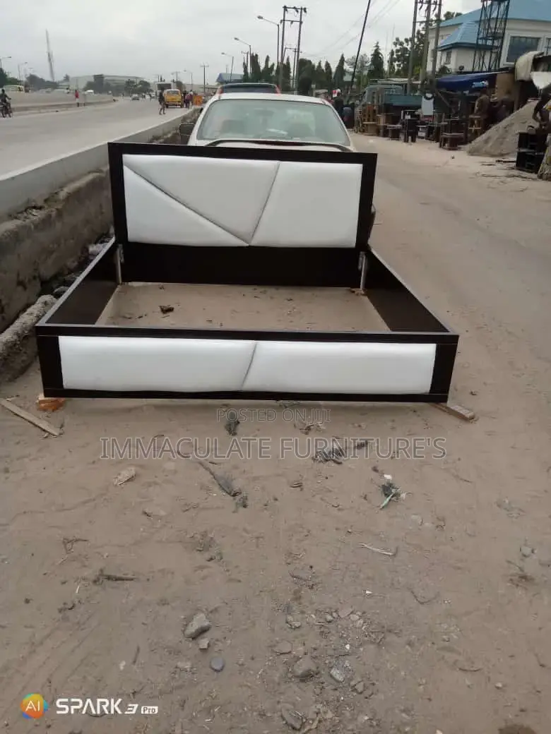 6by6 Bedframe