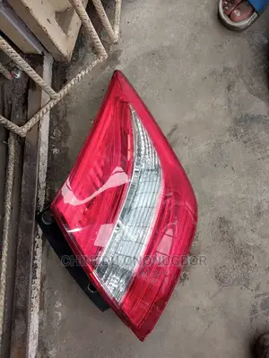 Honda Crosstour Right Rear Light 2010