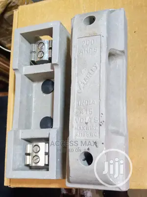 Original 200amps Stanley Cut Out Fuse and Base
