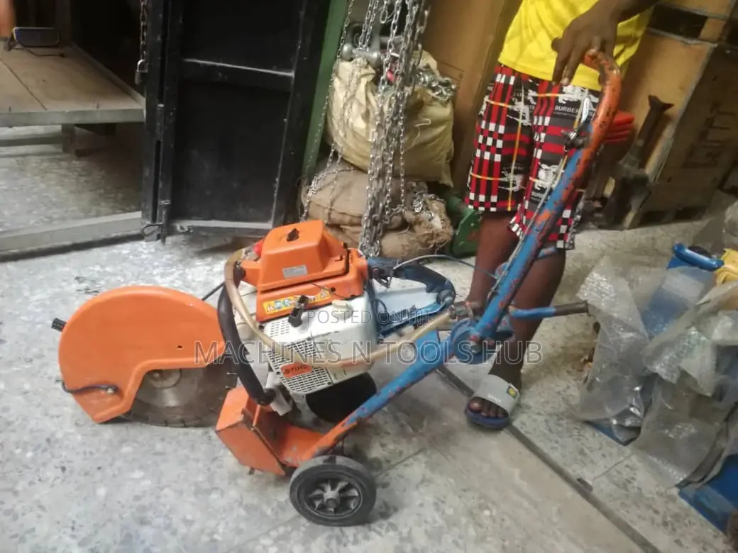 Concrete Cutting Machine