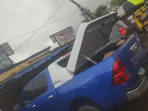 Toyota Hilux 2021 Back Cover(CARRYBOY)