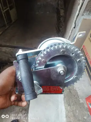 15 Lb Hand Winch