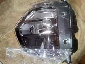 Hyundai Santafe 2019 Headlamp