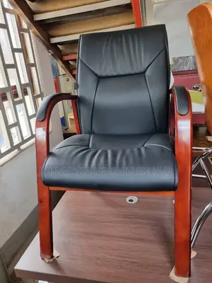 Italian Executive Visitors Office Chairs