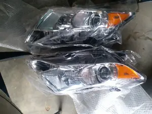 Headlamp for Toyota Venza