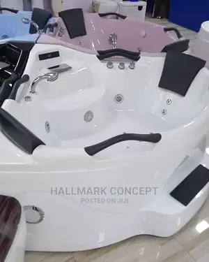 Rockford England Double Jacuzzi Bath Tub.