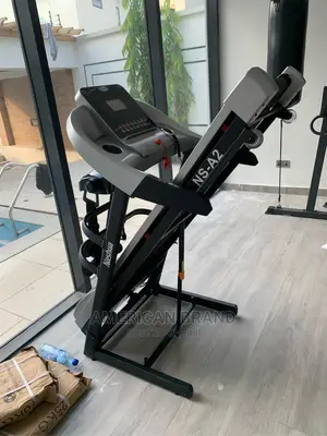 2.5hp Standard Nashua Treadmill With Massager, Mp3, Etc