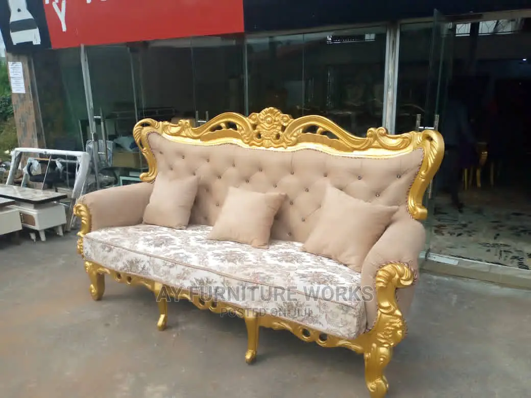 7 Sitters Royal Sofas