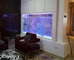 Wall Shave Aquarium