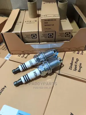 Spark Plug for All Cars (Original)