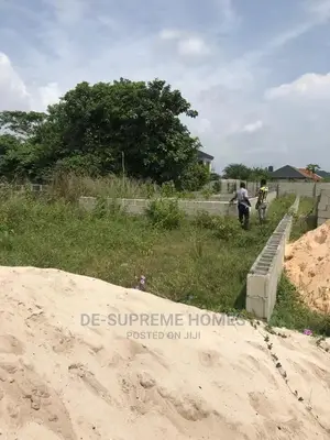 Half Plot of Land in Beachwood Estate Lakowe