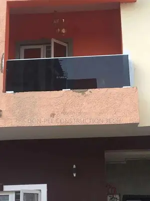 Stainless Glass Work