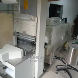 Shrink Wrapping Machine Bottle Shrink Wrapping Machine