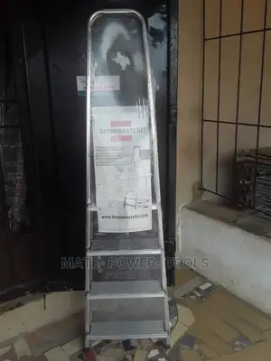 Brennenstuhl Aluminium Stepladder With Work-Tray 5 Rungs