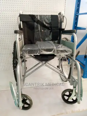 Heavy Duty Foldable Wheelchair for Heavy Patients