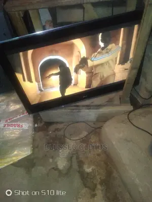 UK Used Samsung 42" LCD TV