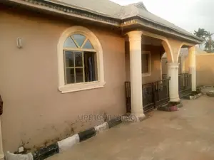2bdrm Bungalow in Ogooluwa Area, Osogbo for sale