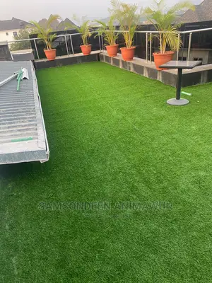 Top Quality Synthetic Grass (FREE DELIVERY)