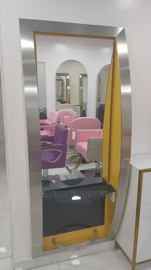 Brand New Beauty Styling Salon Mirror