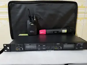 Original Professional Wireless Mic, 1 Handle and 1clip Dvon 9090