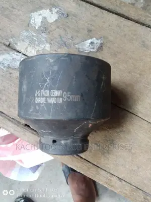 95mm 1" Socket Spanner