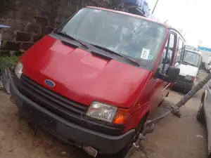 Ford Transit 2005 Red