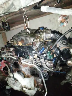 Nissan Pathfinder 3.5 V6 Cable 2005