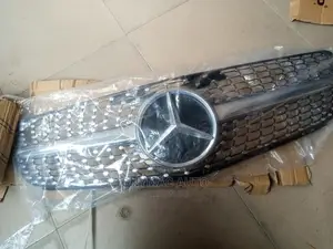 Front Grilles Mercedes Benz C300,Glk,Gle,E350,Ml,Gl,Cla,E320