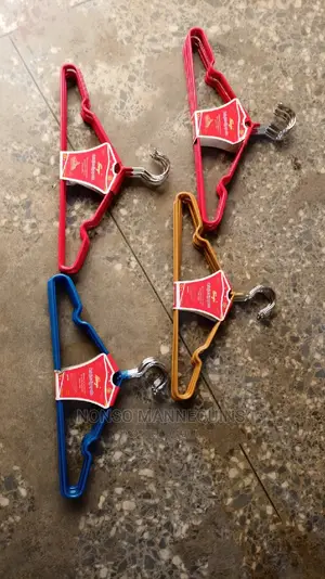 Senior High Quality Coated Adult Hangers of Different Coours